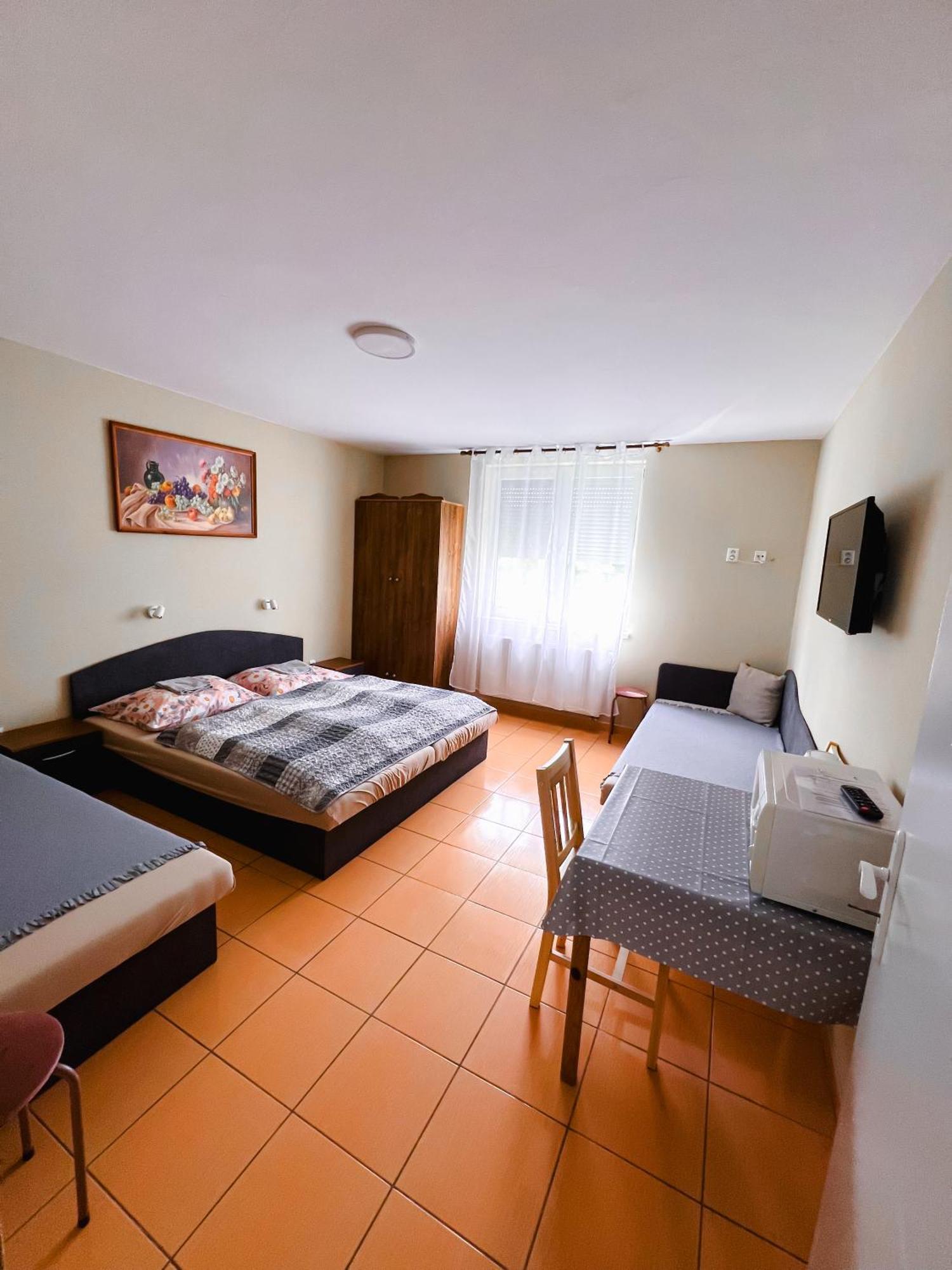Apartman Taktik Veľký Meder Exterior foto