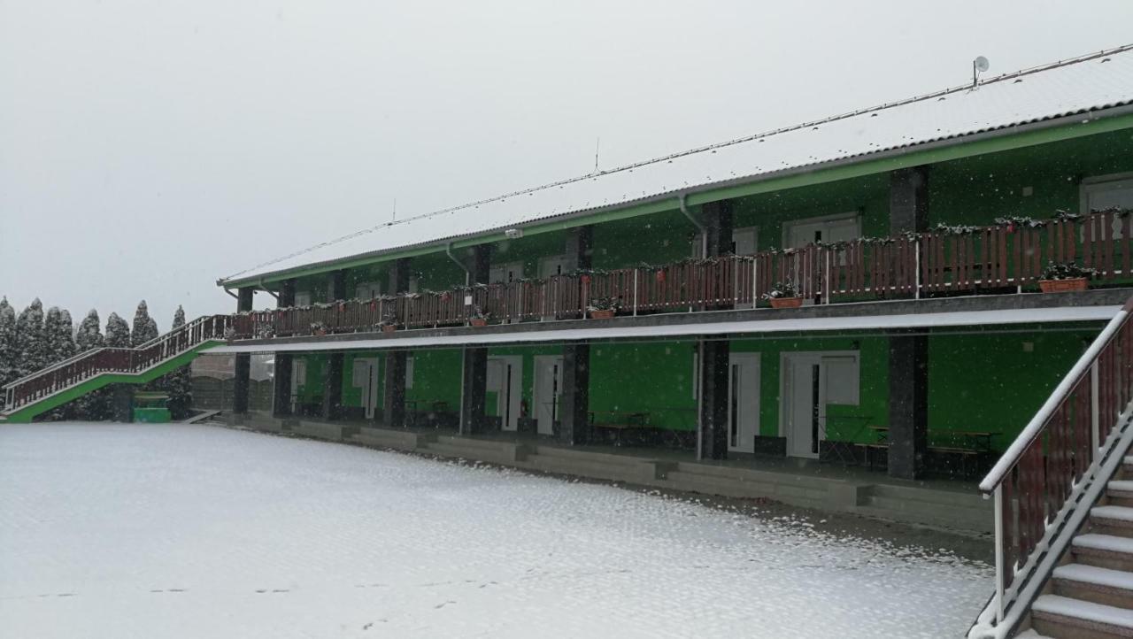 Apartman Taktik Veľký Meder Exterior foto